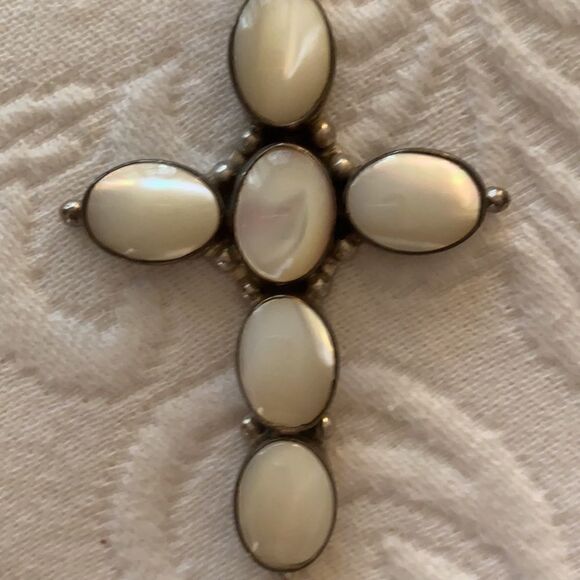 Cross Pendant with pearls and silver - Picture 4 of 6